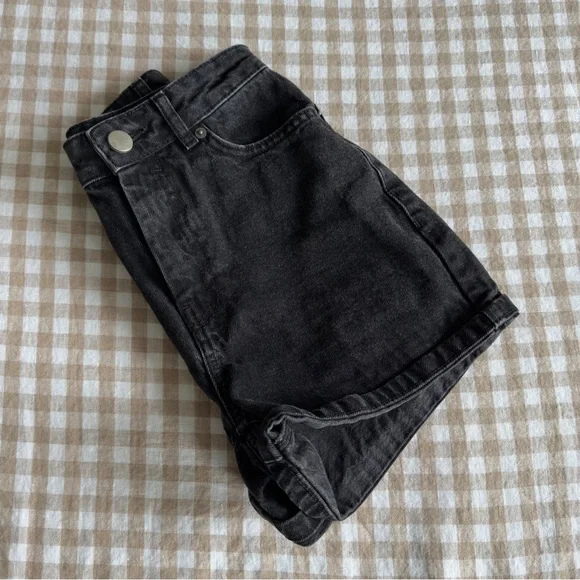 ASOS High Waisted Denim Shorts - Picture 2 of 7